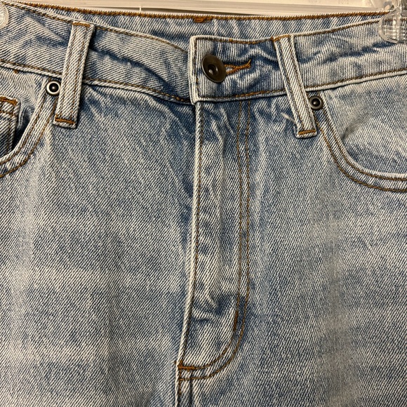 Hot topic Disney Mulan jeans size 5 - Picture 5 of 12